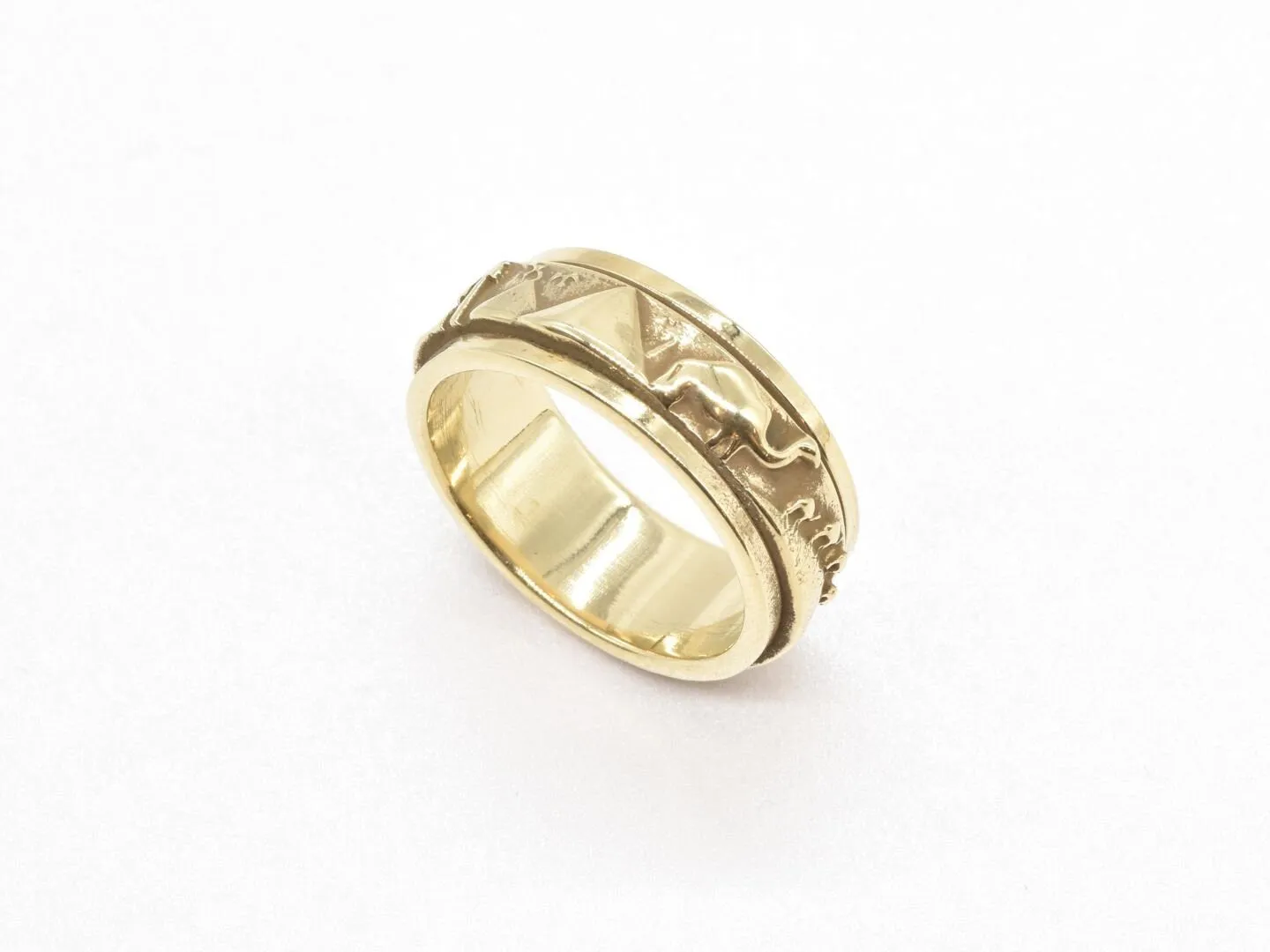 Camel Spinner Ring - Gold Camel Band, Desert Animal Ring