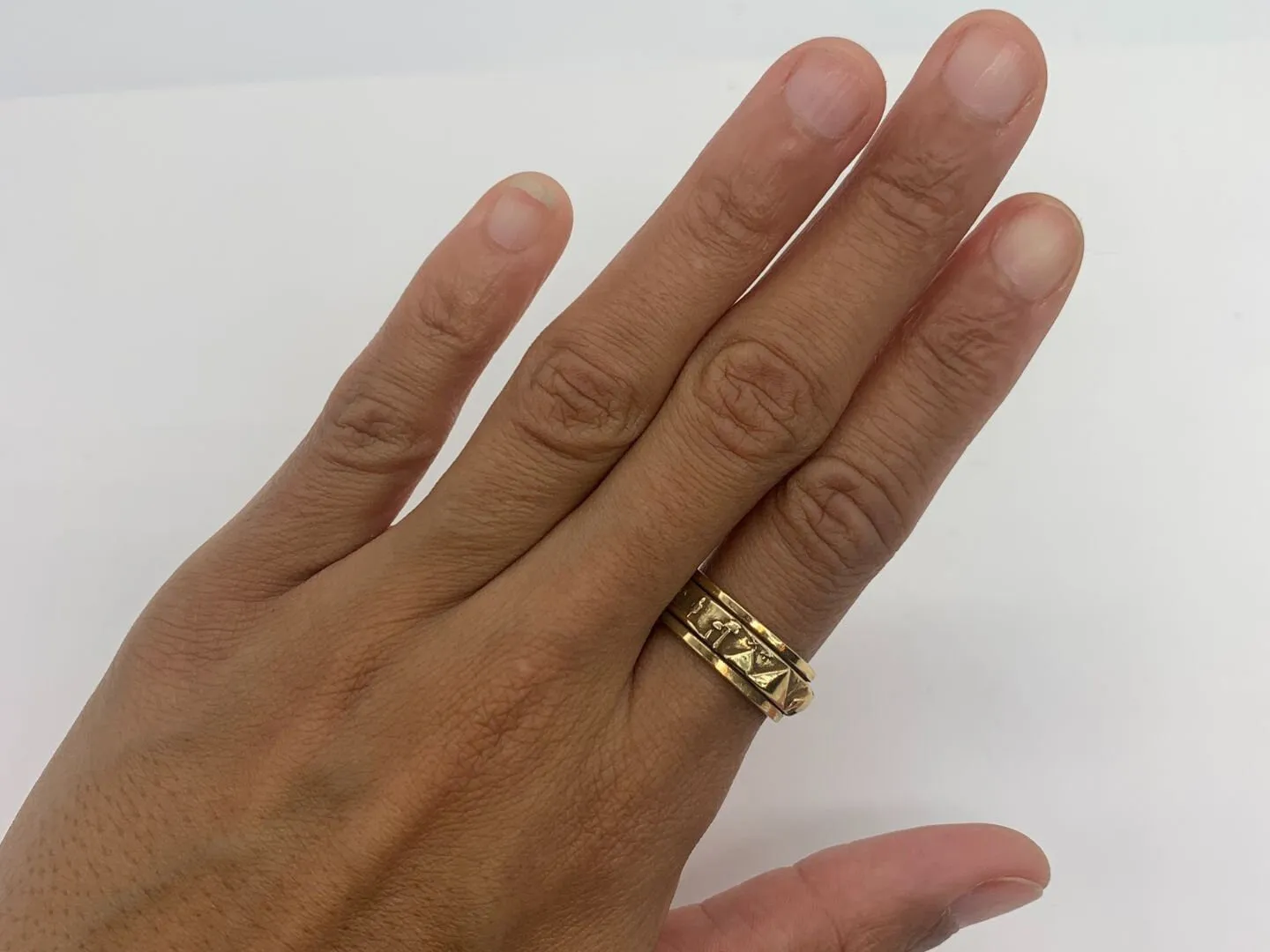 Camel Spinner Ring - Gold Camel Band, Desert Animal Ring