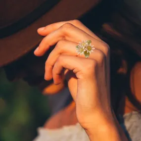 Daisy Ring, Statement Ring Porcelain Floral Ring, plant jewelry, wedding bridesmaids gift, daisies terrarium jewelry Cottagecore