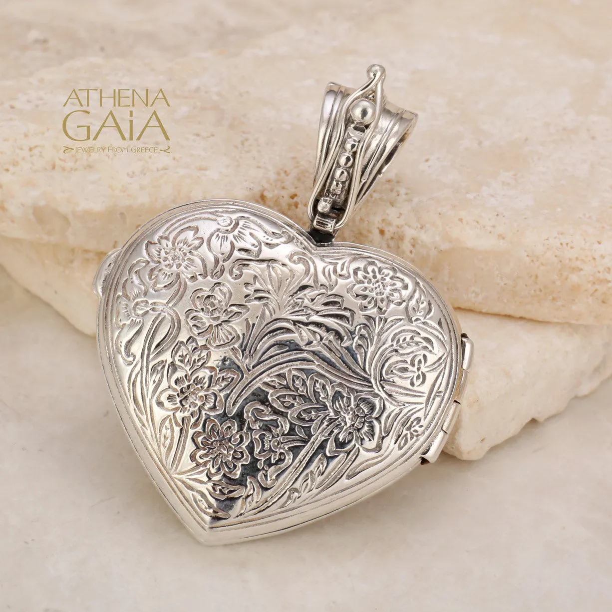 Meadow Shadows Heart Locket (Large)