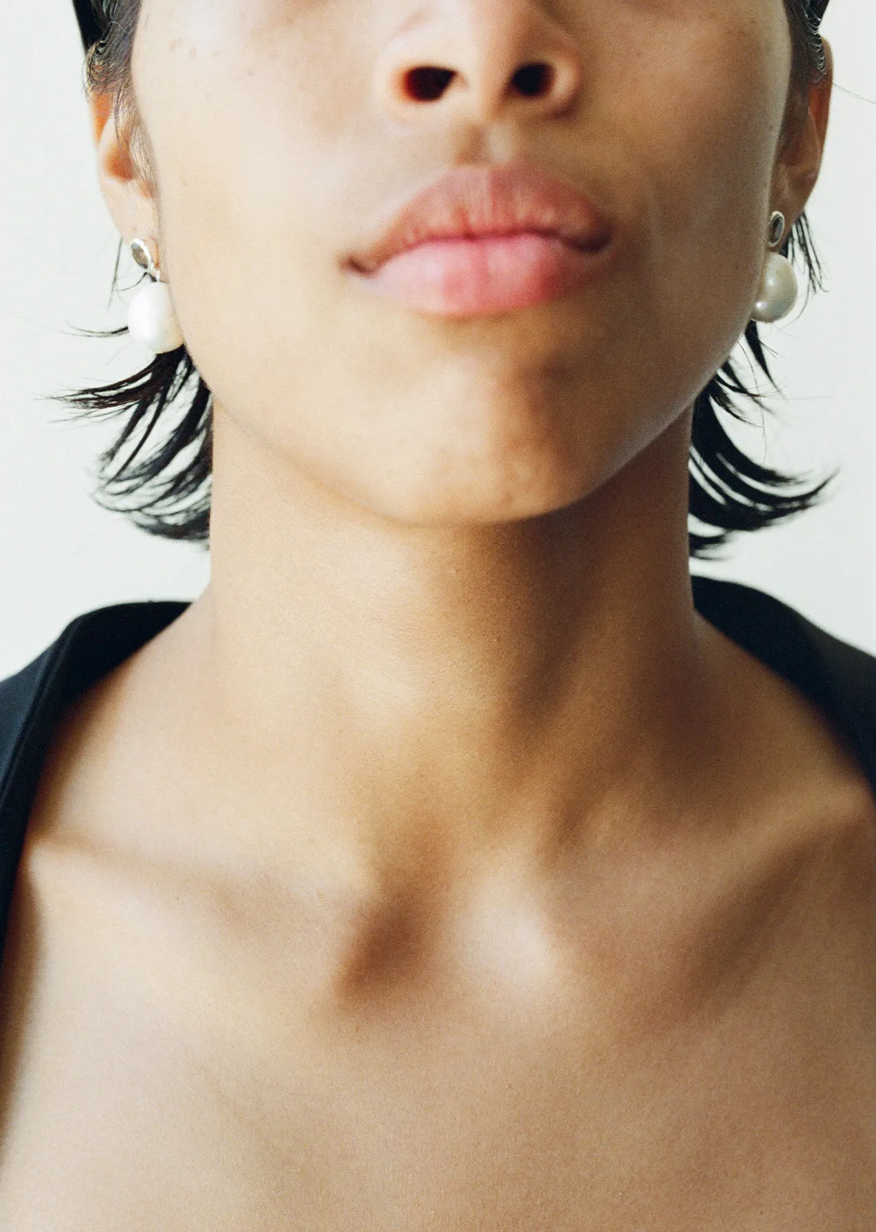 Neue Pearl Earrings