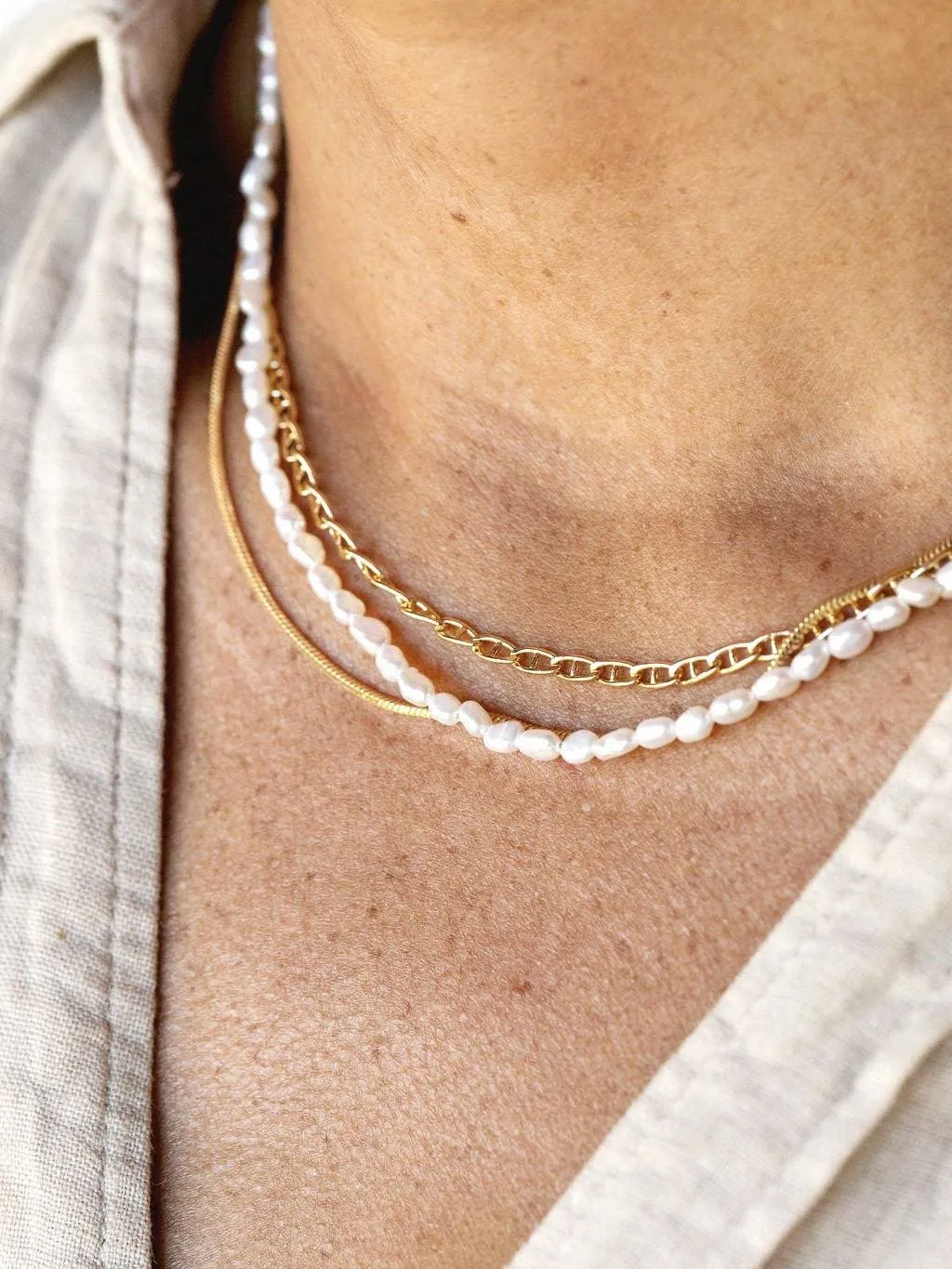Pearl & Gold Chain Layering Necklace Set