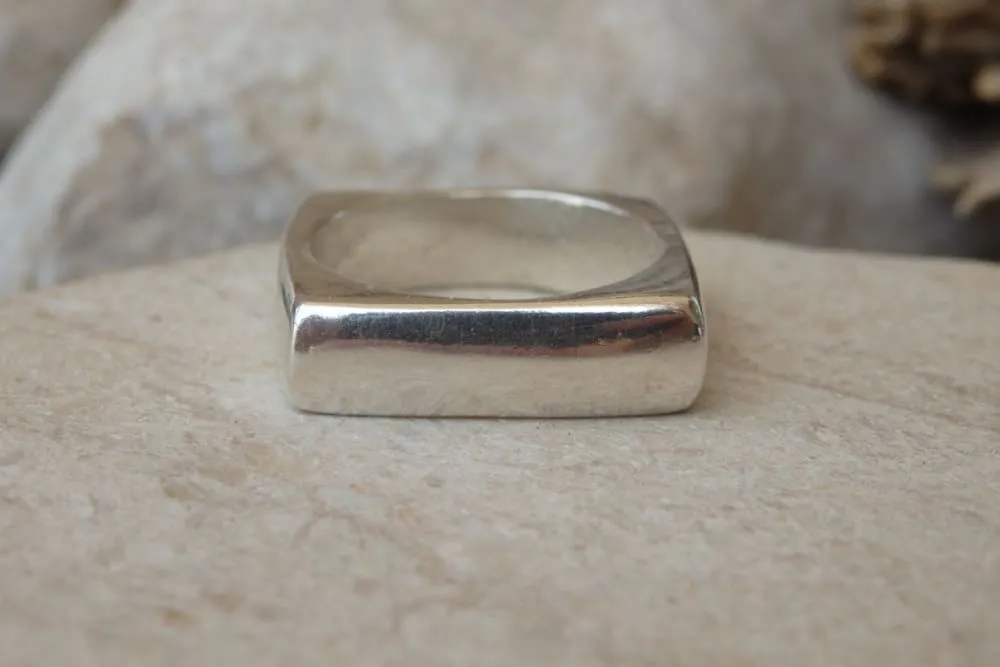 Square Band Ring