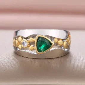 Statement Jewelry Trilliant Cut Gemstones Ring for Women with Zircon in Silver Color