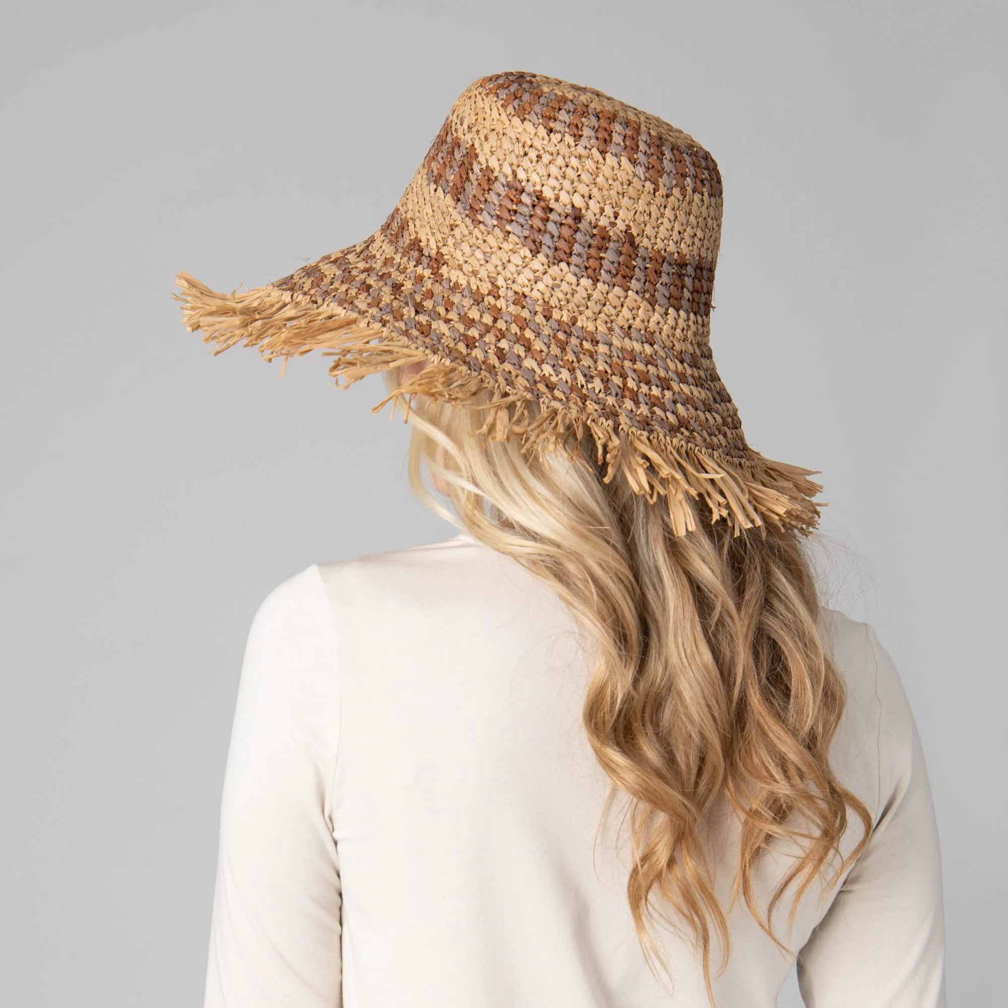 Waverly Women's Frayed Edge Bucket