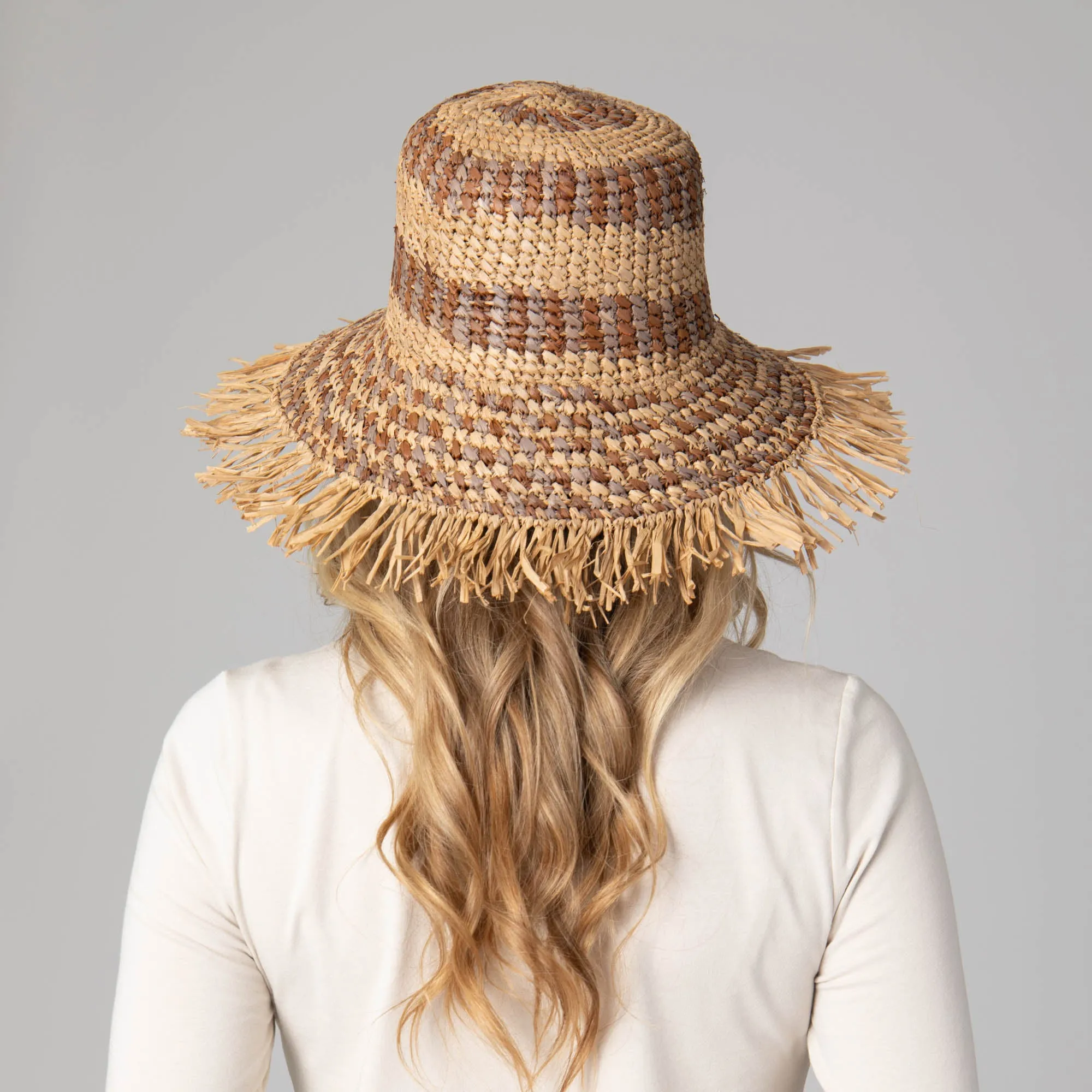 Waverly Women's Frayed Edge Bucket